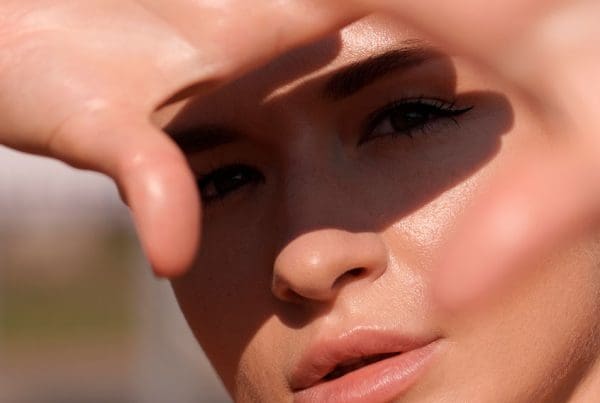 DABALASH y protección ocular natural contra el sol en Colombia